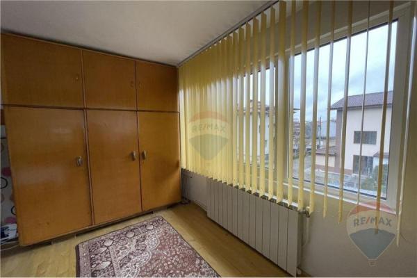 Градска къща с голям двор - За продажба - гр. Банско, България