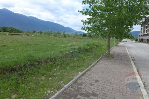 Комуникативен УПИ - За продажба - гр. Разлог, България