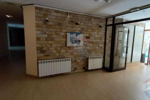 Стилен тристаен апартамент - За продажба - гр. Банско, България