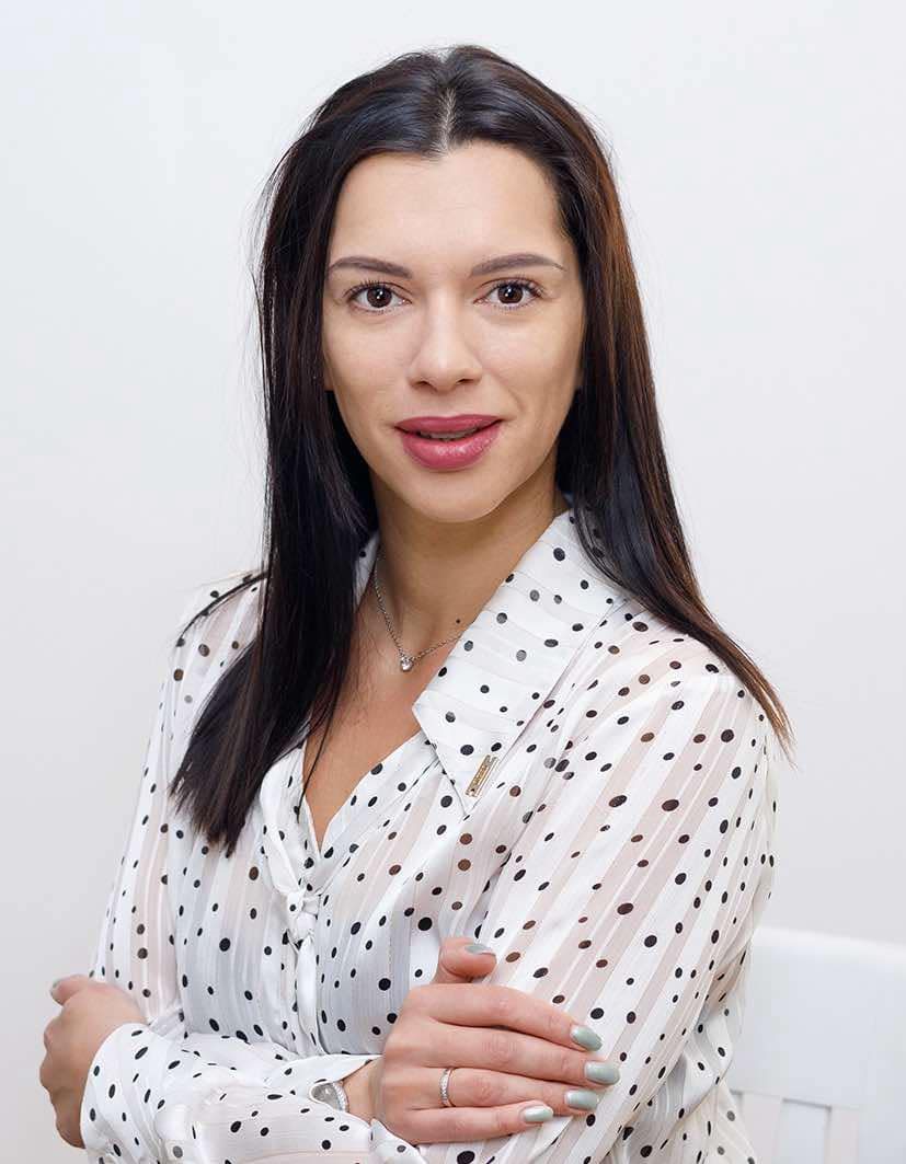 Евелин Молерова